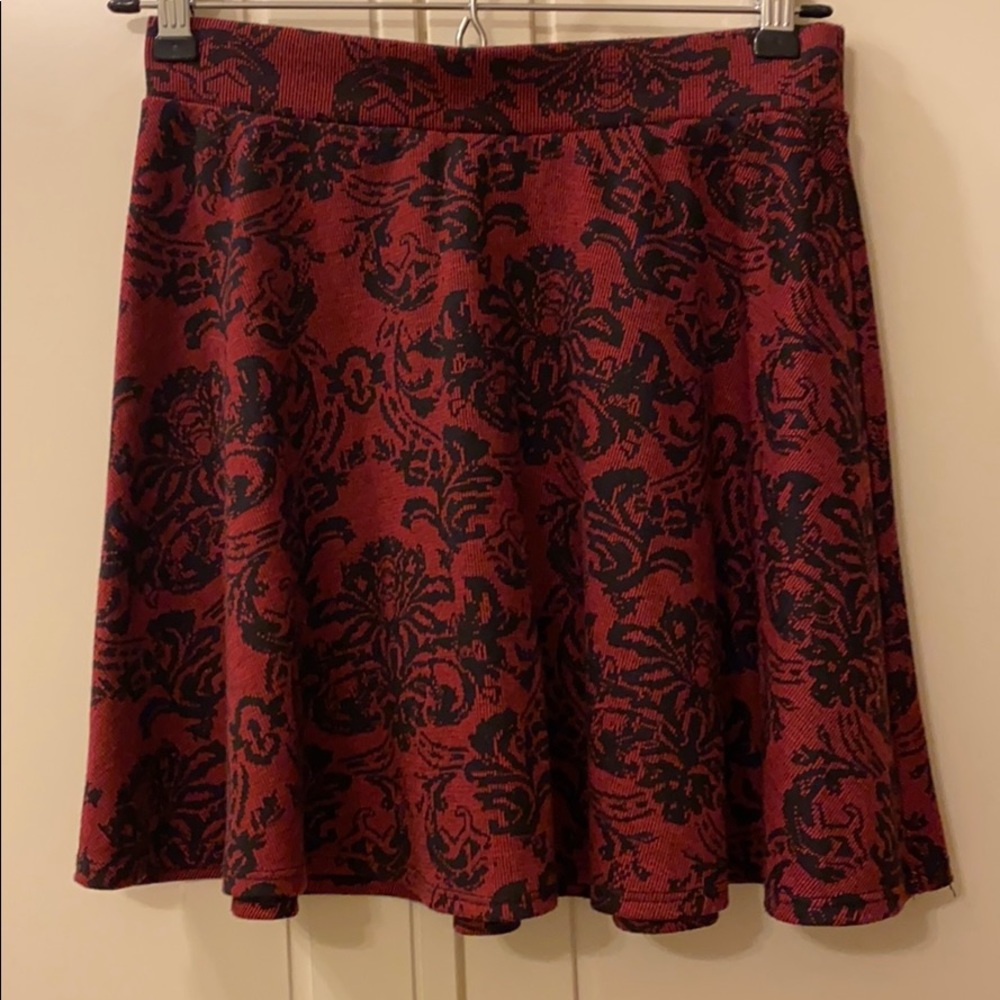 Red and black floral print skirt